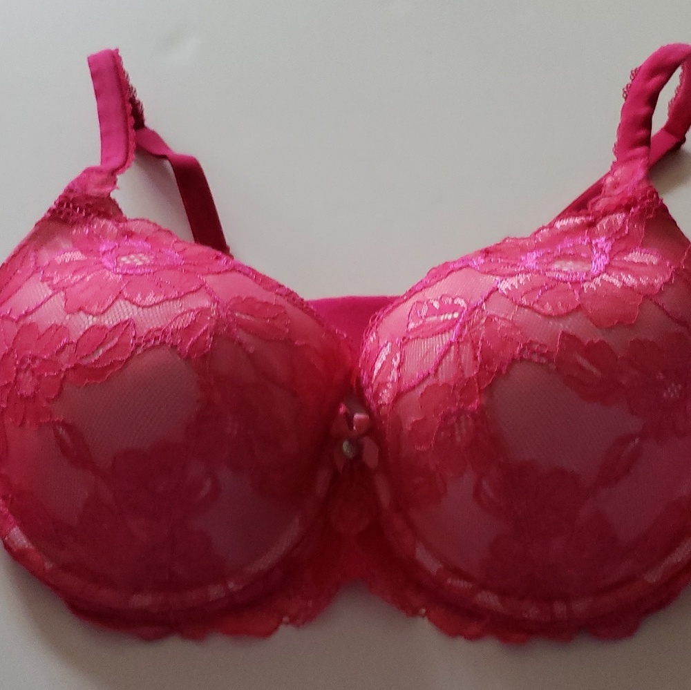 Victoria's Secret Sexy Perfect Coverage Bra- 36DD